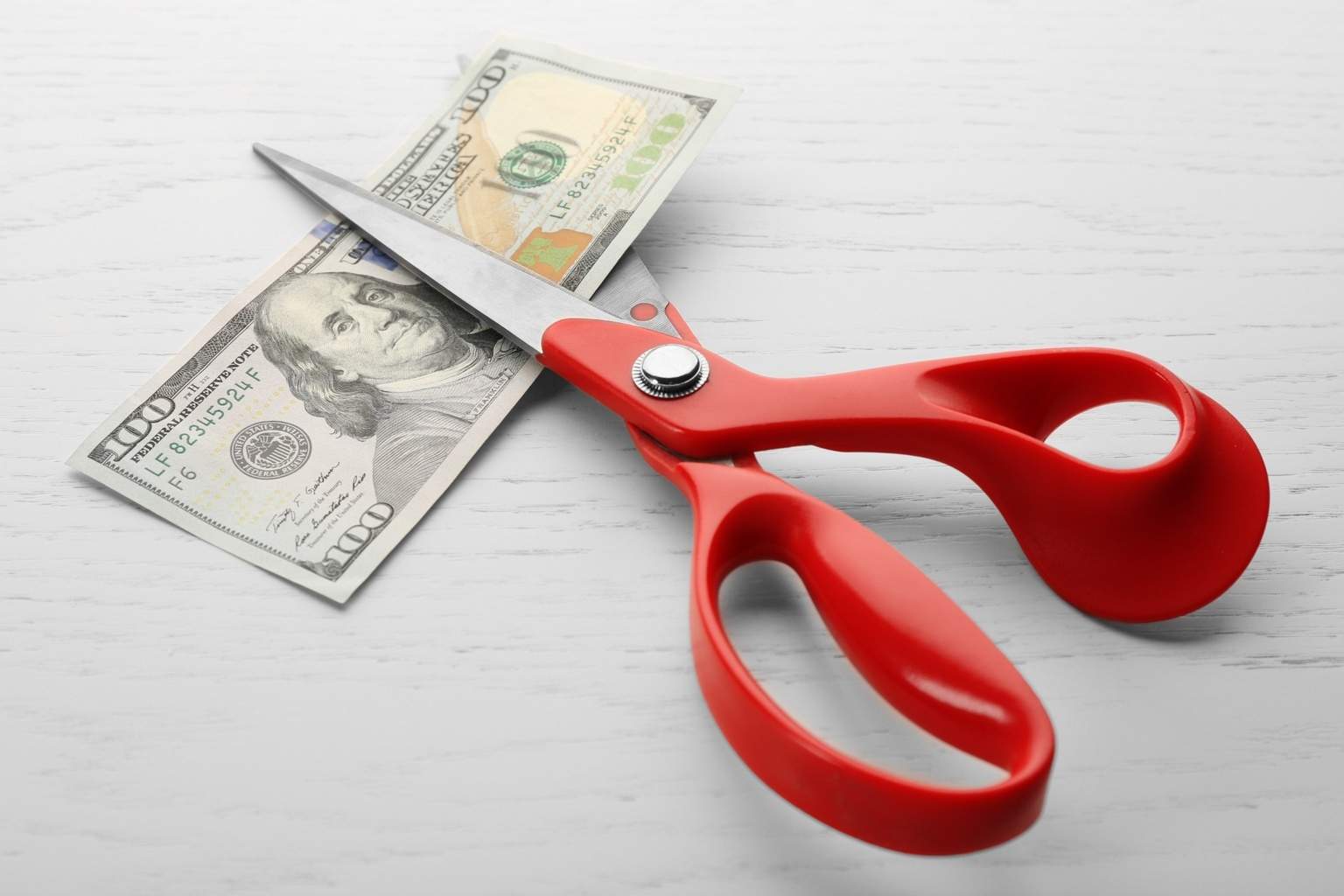 How Founders Can Cut Startup Spending by 40% with Practical Strategies